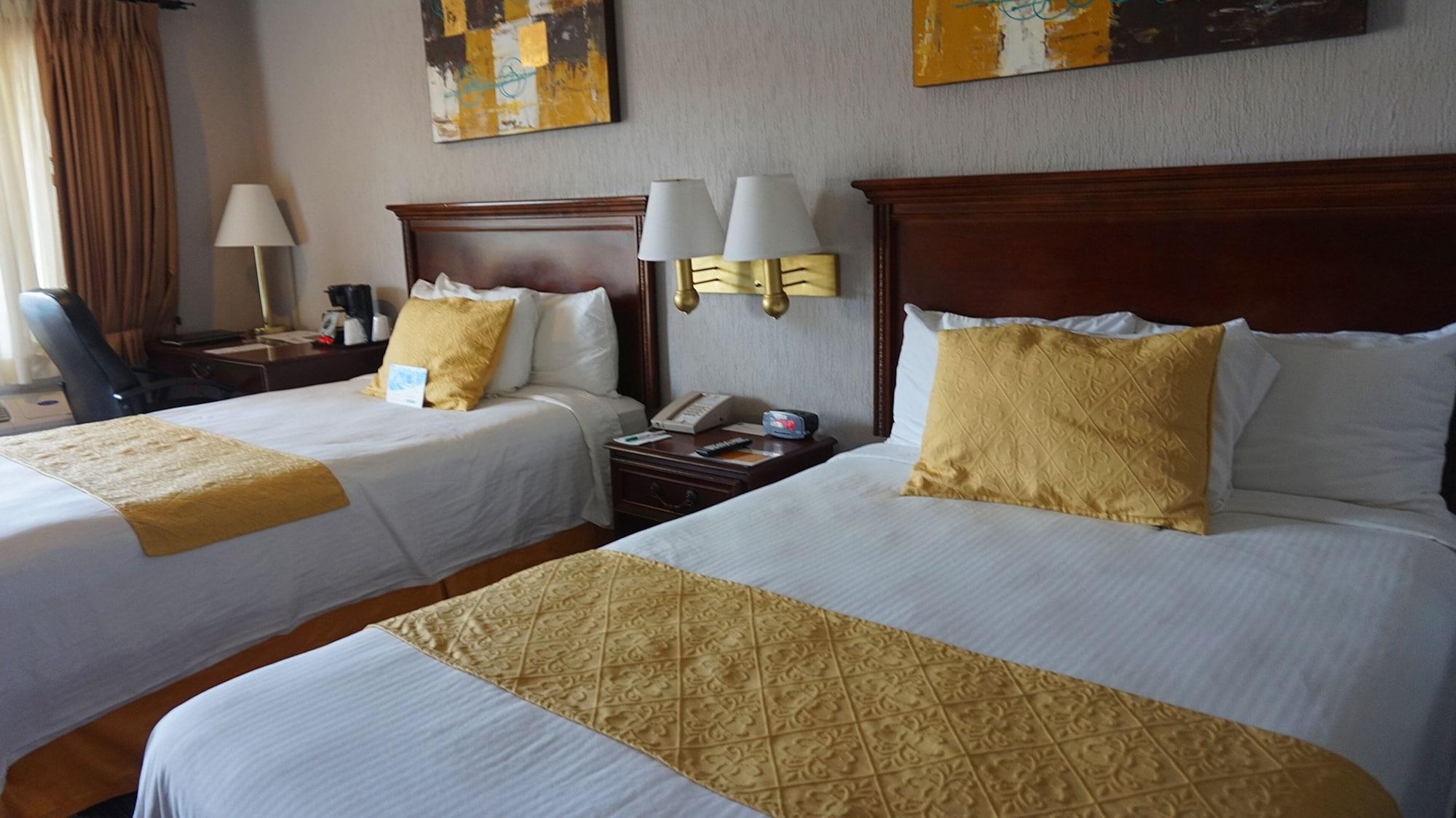 Quality Inn П'єдрас-Неграс Екстер'єр фото