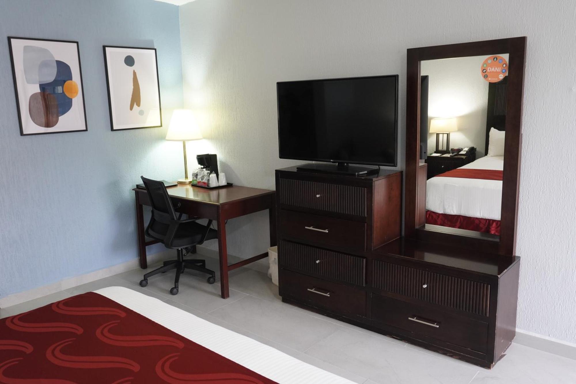 Quality Inn П'єдрас-Неграс Екстер'єр фото