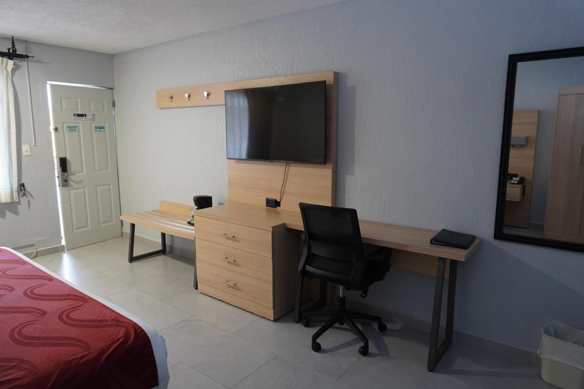 Quality Inn П'єдрас-Неграс Екстер'єр фото