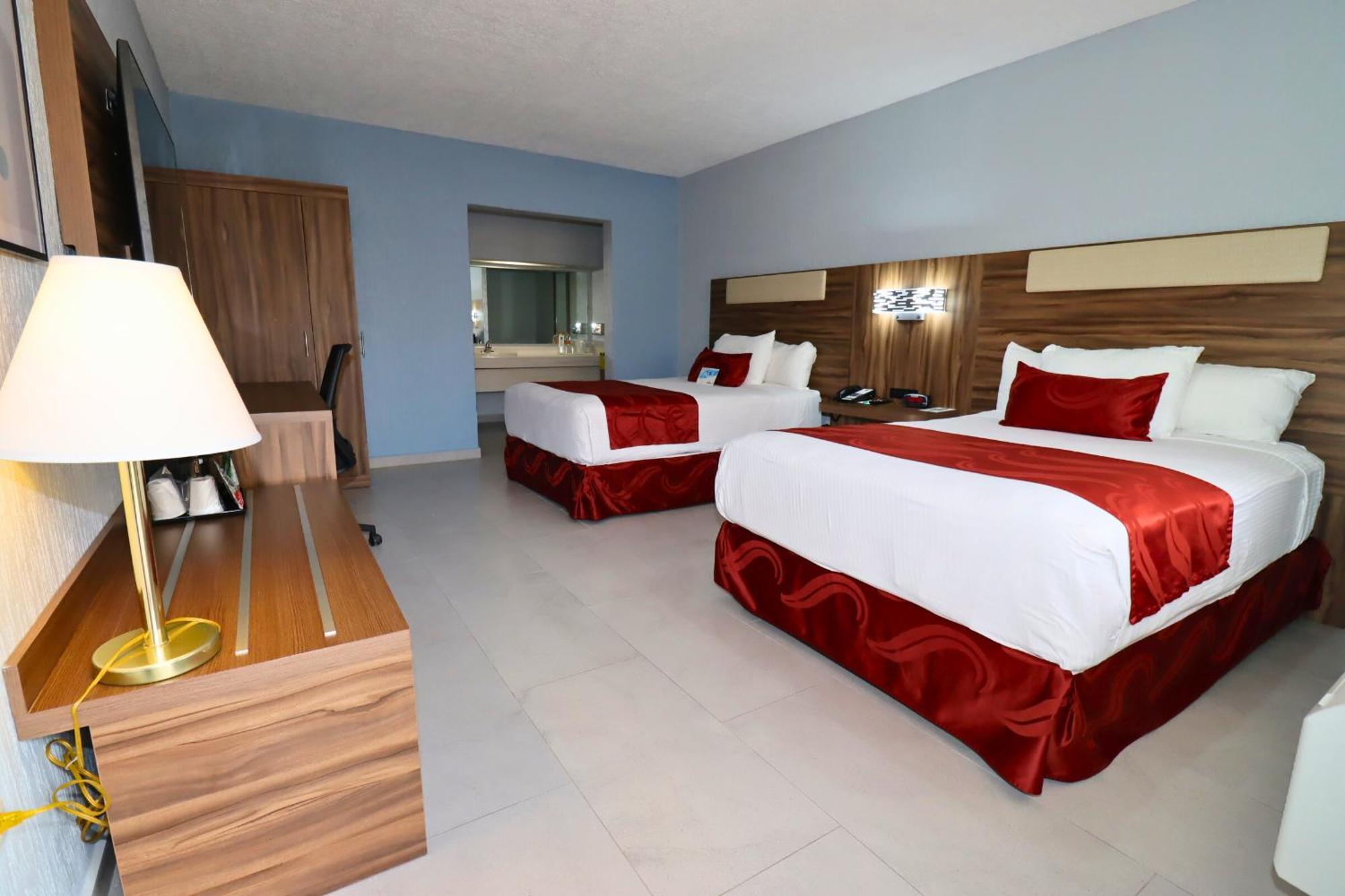 Quality Inn П'єдрас-Неграс Екстер'єр фото